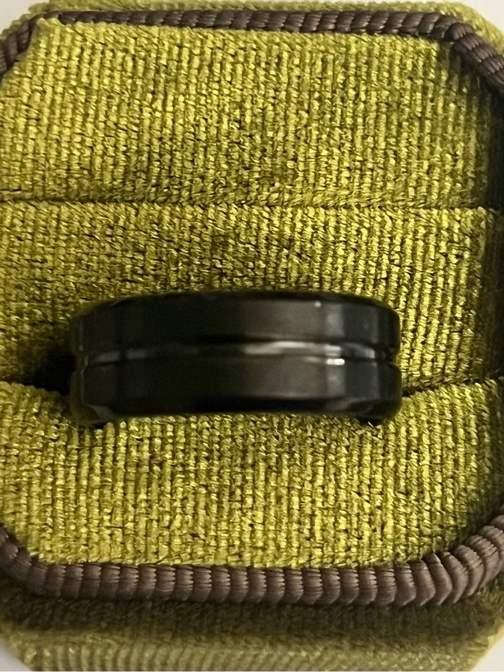 Titanium Steel Matte Black w/ Beveled Design 8mm Unisex Band Size 9